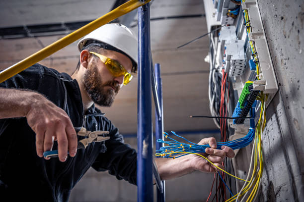 Best Emergency Electrical Repair  in Woodbury Center, CT