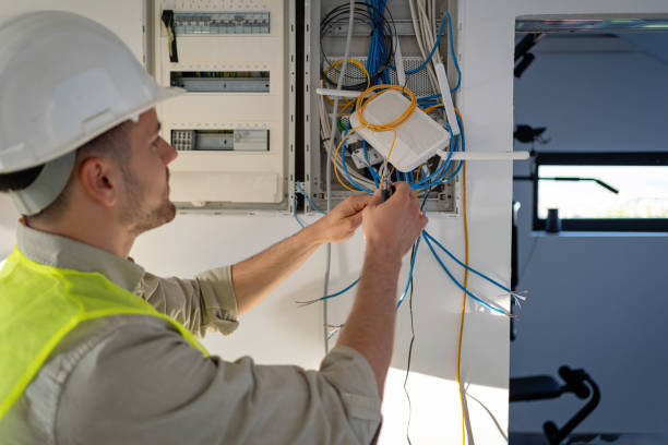 Professional Electrician in Woodbury Center, CT